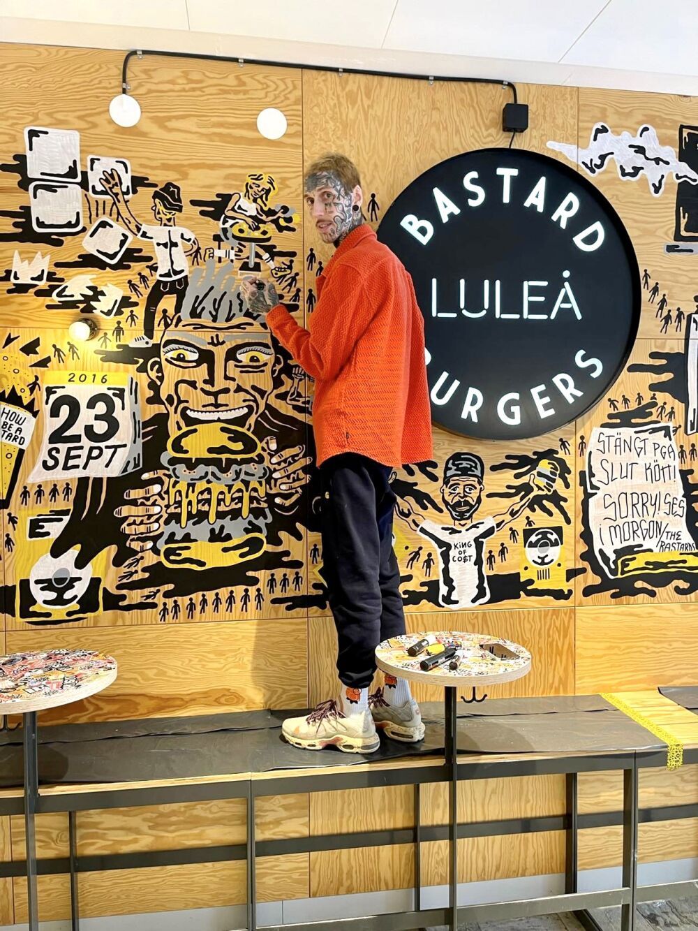 Muralist and illustrator Marc UÅ handpainted wall mural